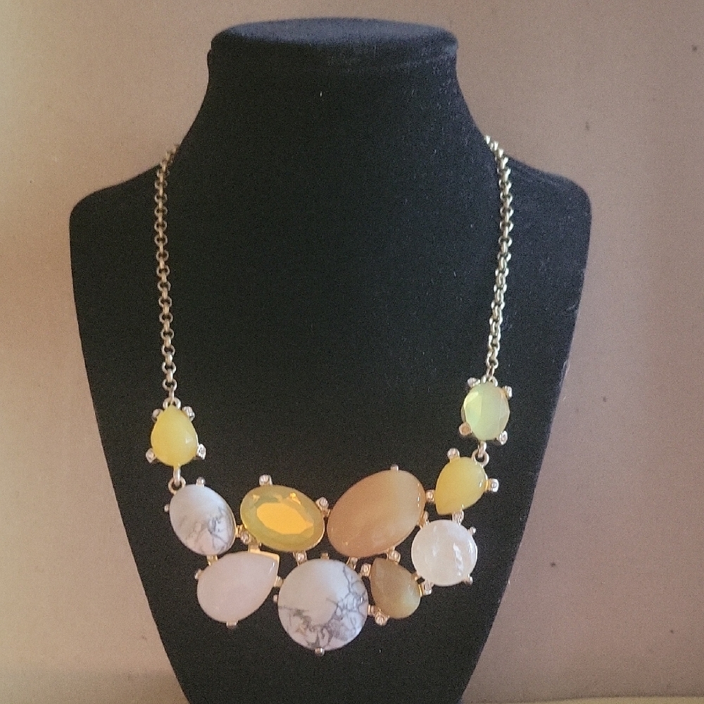 LOFT Gold Tone & Yellow Fashion Gemstone Necklace W/ Faux Howlite & Extension